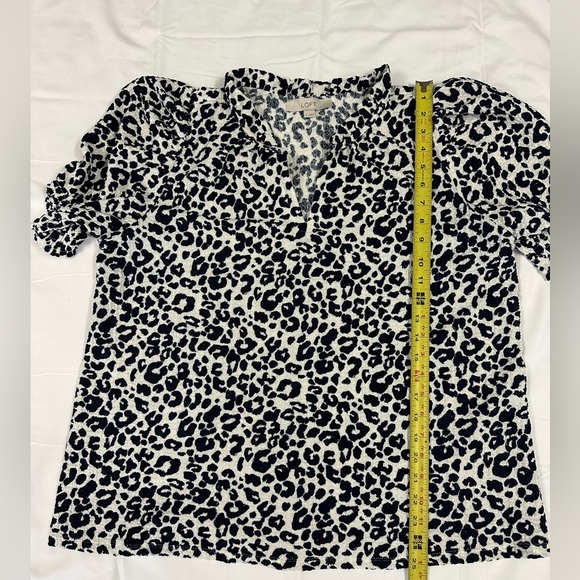 Animal print cheetah blouse (dark navy and white) - Picture 3 of 6